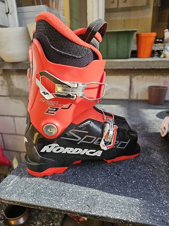 Chaussures hommes: Scarpone Sci  – D'occasion à Lavorgo par ReveR36 1