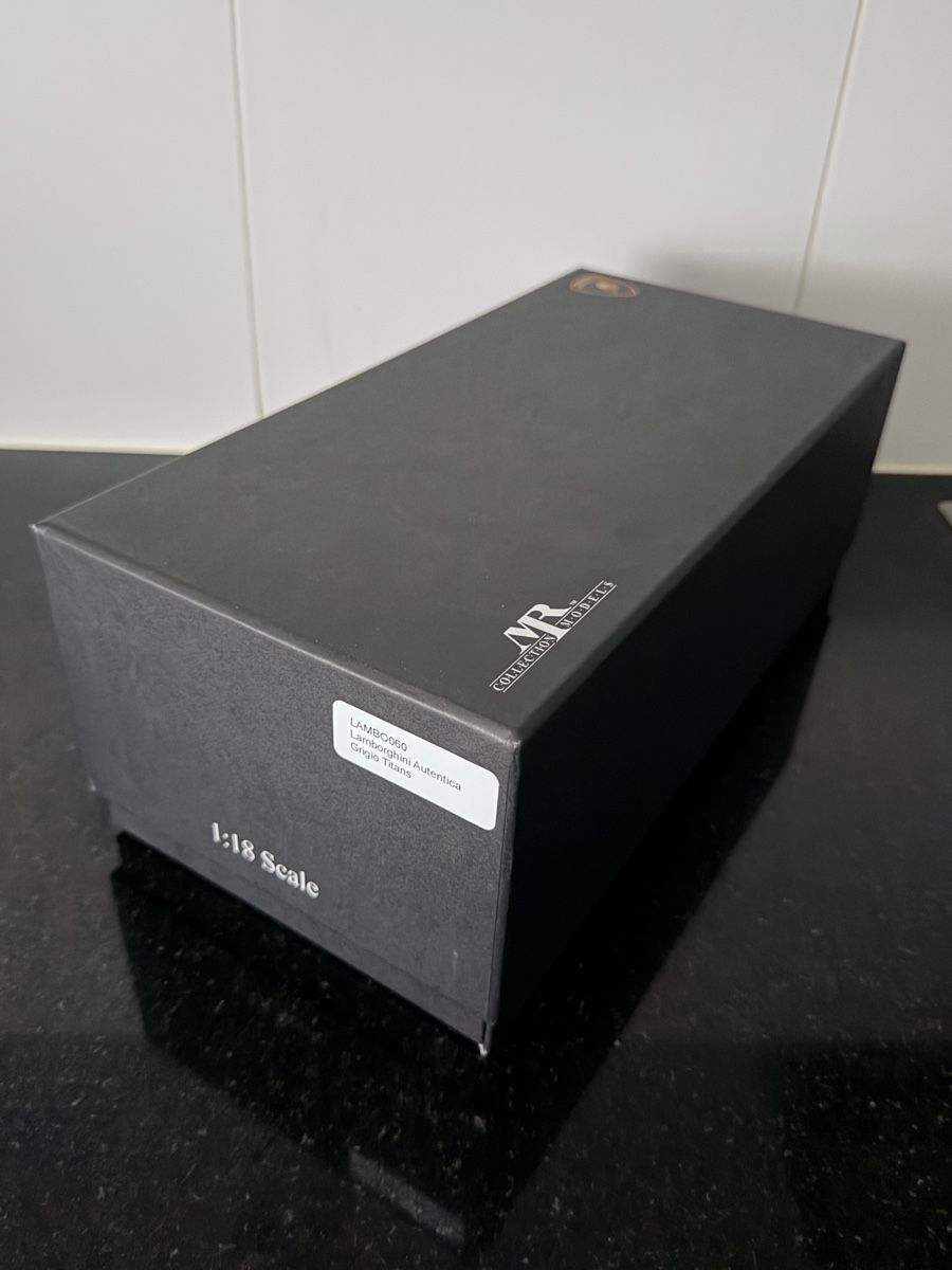 Lamborghini Modellini d'auto: 1:18 Lamborghini Authentica - MR – Nuovo (secondo la descrizione) da Langenthal venduto da SBKK98 6