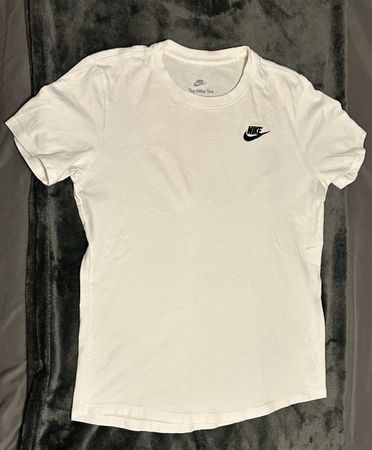 T-shirt Nike blanc logo noir - XS