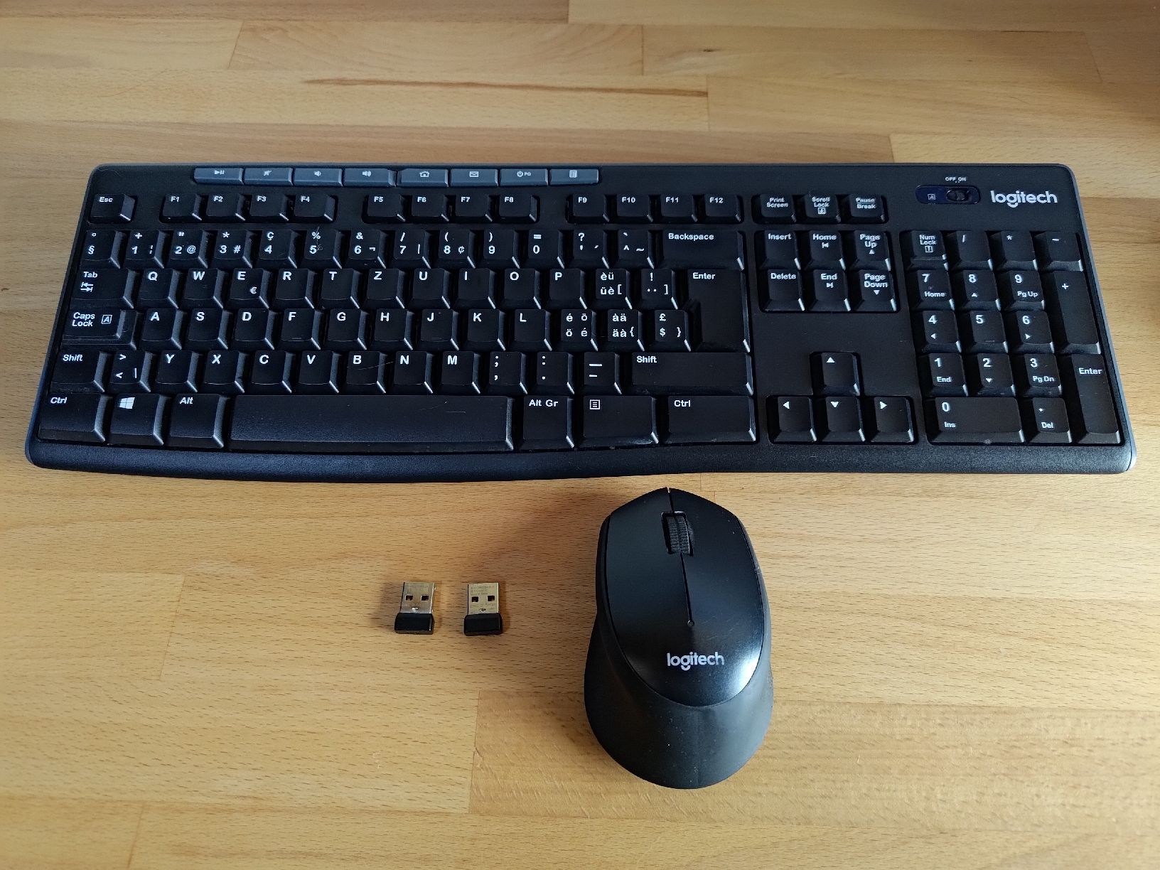 Logitech Claviers: Logitech Maus und externe Tastatur – D'occasion à Bäretswil par Re.We.