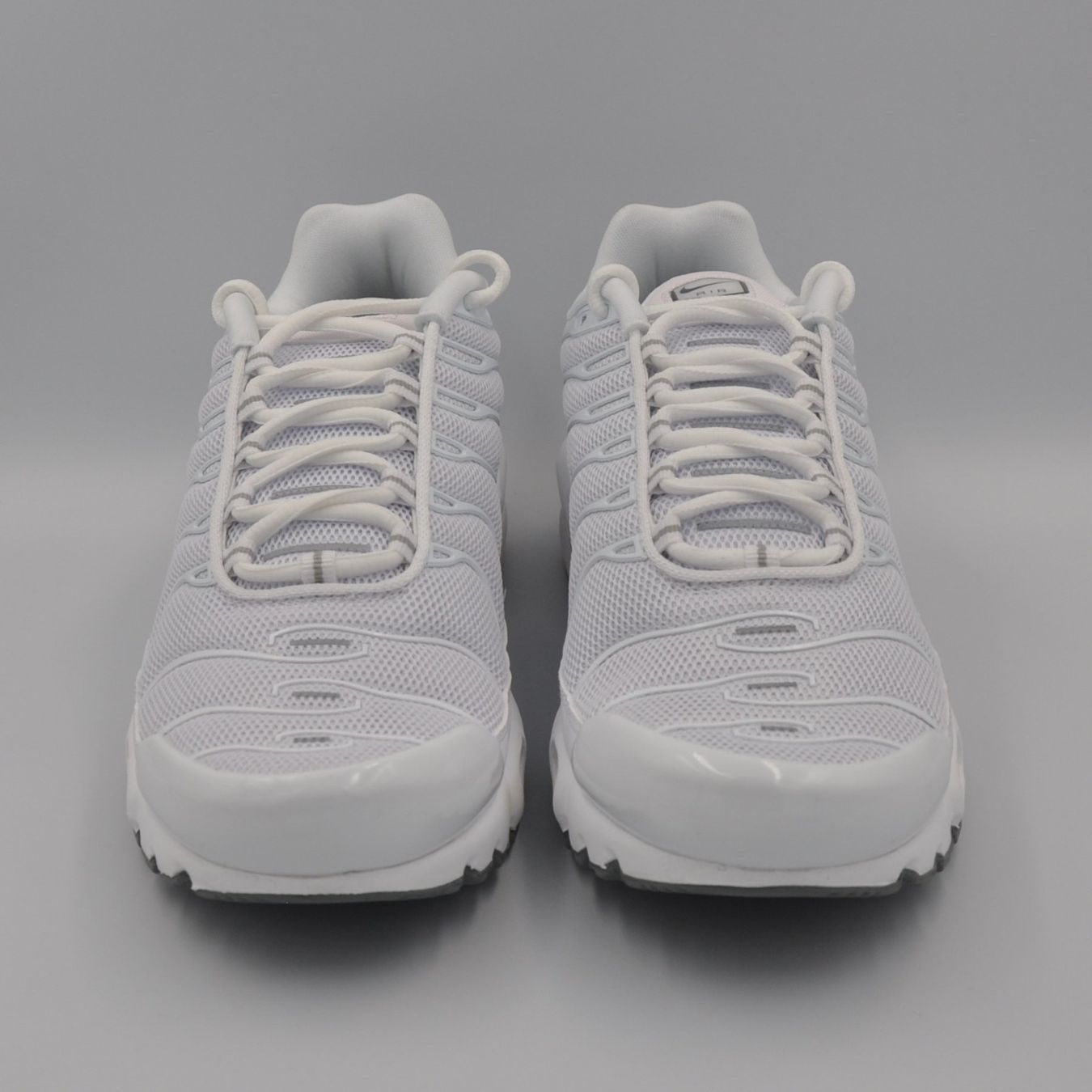Nike Herrenschuhe: Nike Air Max Plus TN White 43 – Neu und originalverpackt aus Bern von SneakerheavenLT 6