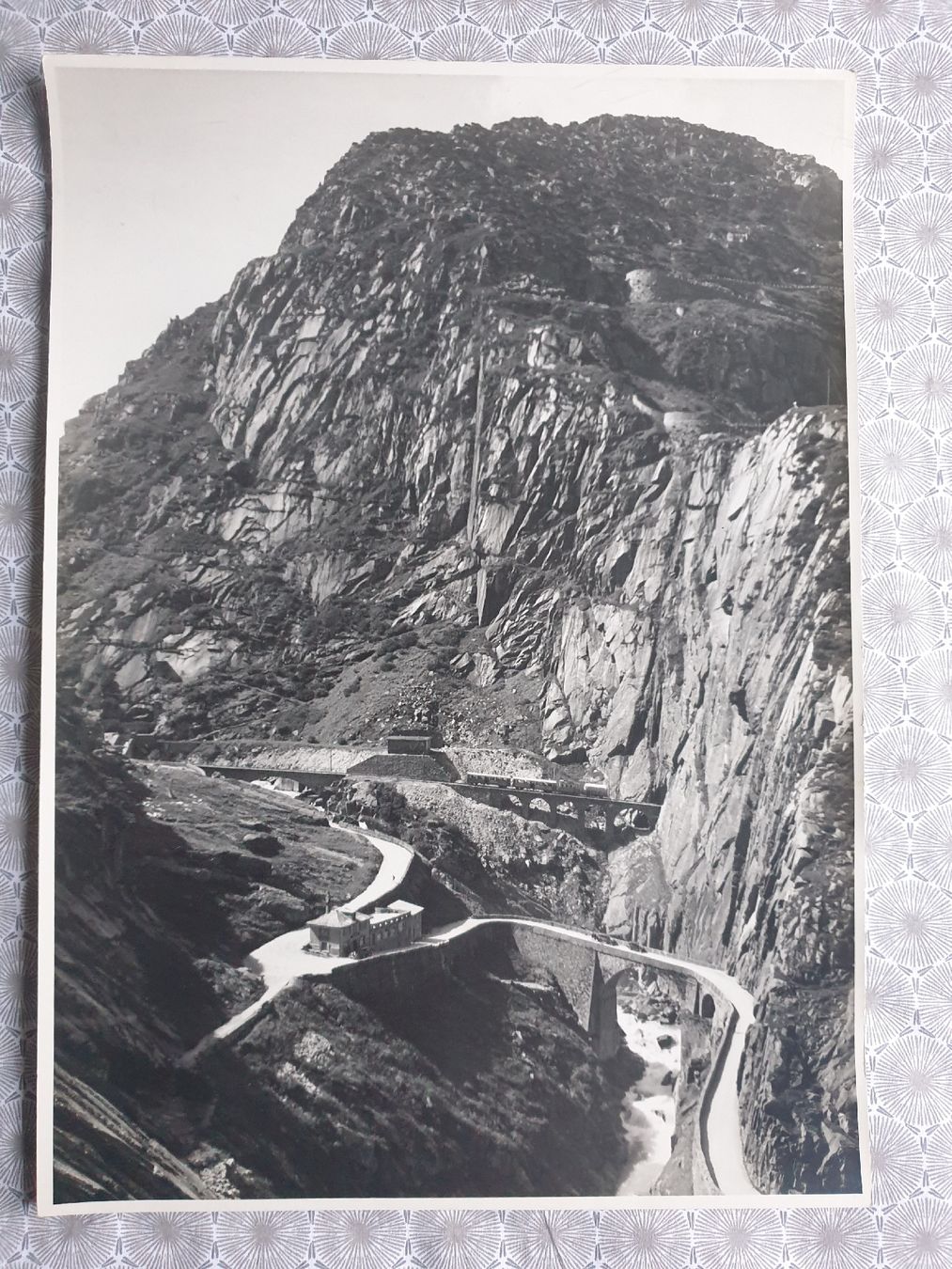 Poster & Bilder: Foto Schwarz+Weiss – Neu (gemäss Beschreibung) aus Zürich von yoarg