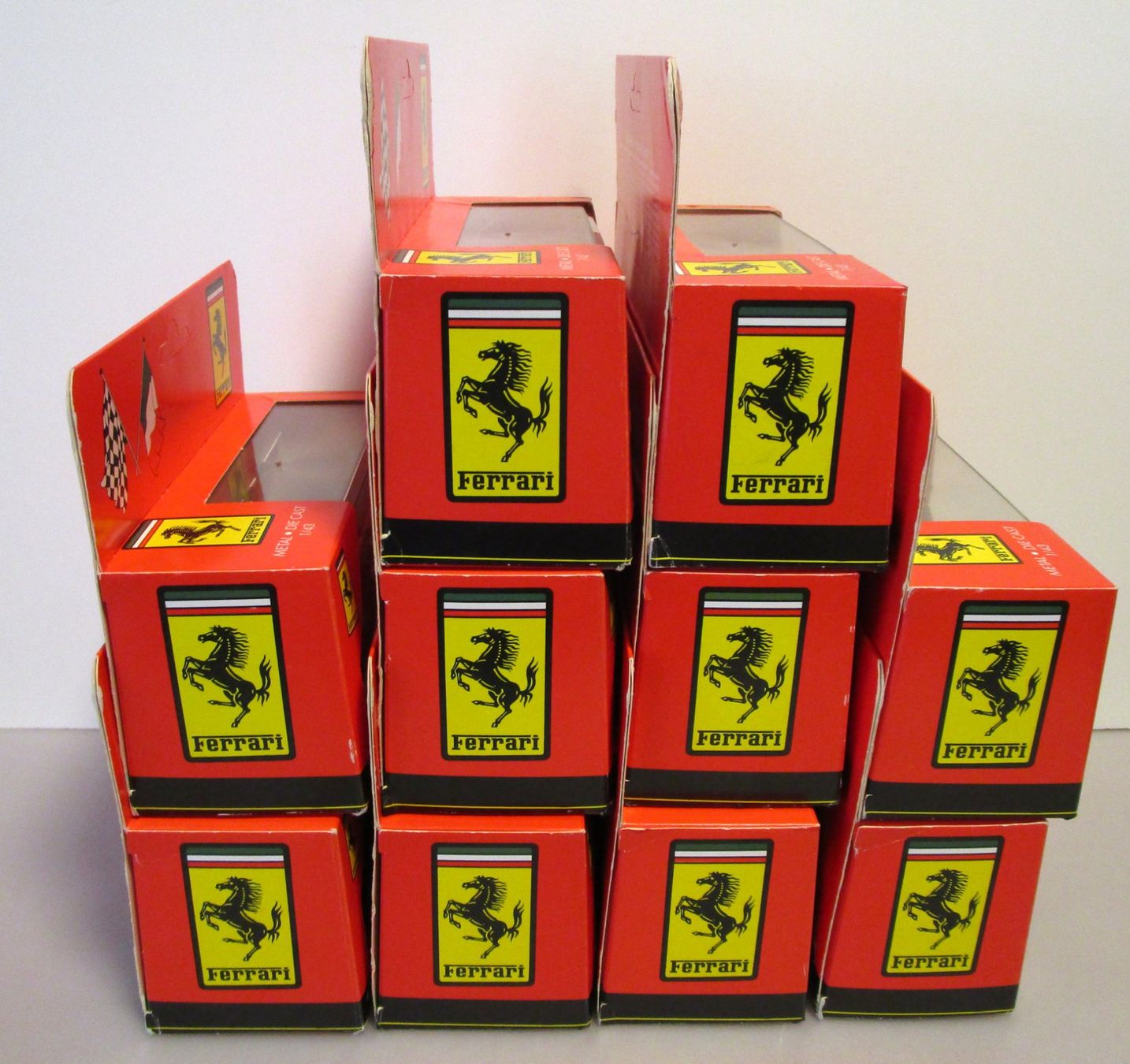 Ferrari Modellini d'auto: LOT DE 10 FERRARI SOLIDO  1992 – Nuovo e nell'imballaggio originale da Chêne-Bourg venduto da breno56 5