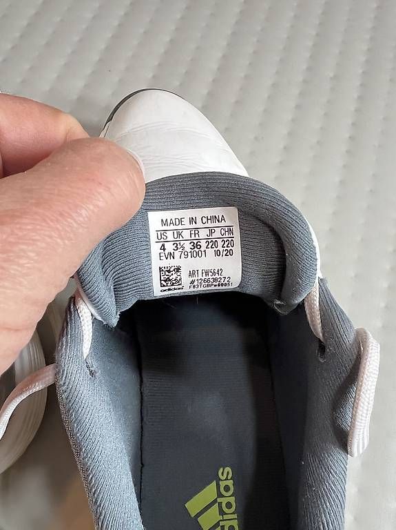 Scarpe da donna: Adidas Golfschuhe Gr. 36 – Usato da bern venduto da denkalh 3