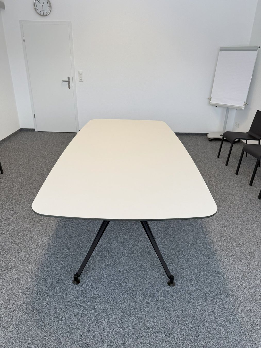 Lista Tische: Konferenztisch LO D11 – Gebraucht aus Abtwil SG von mikes201
