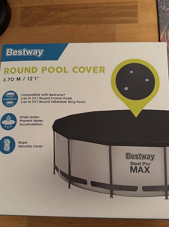 Piscine: Accessoires de piscine – Usato da Villarvolard venduto da Villa36