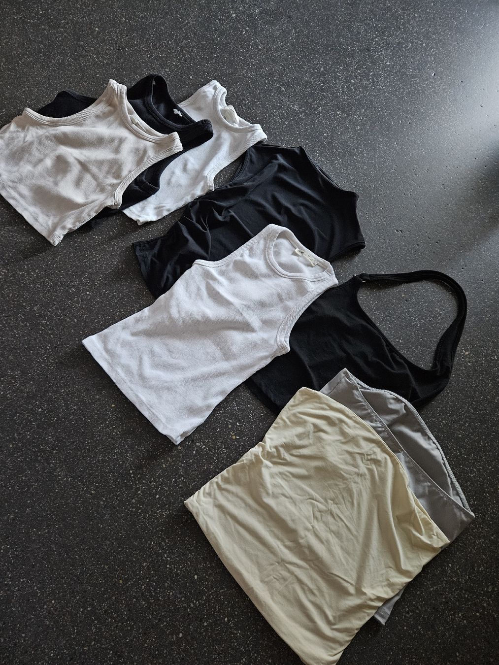 Kleiderpakete: Sommer Set a 8 Stück gr XS – Neu (gemäss Beschreibung) aus Anwil von tamoos