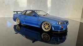 Nissan skyline gtr35 scala 1:18 custom