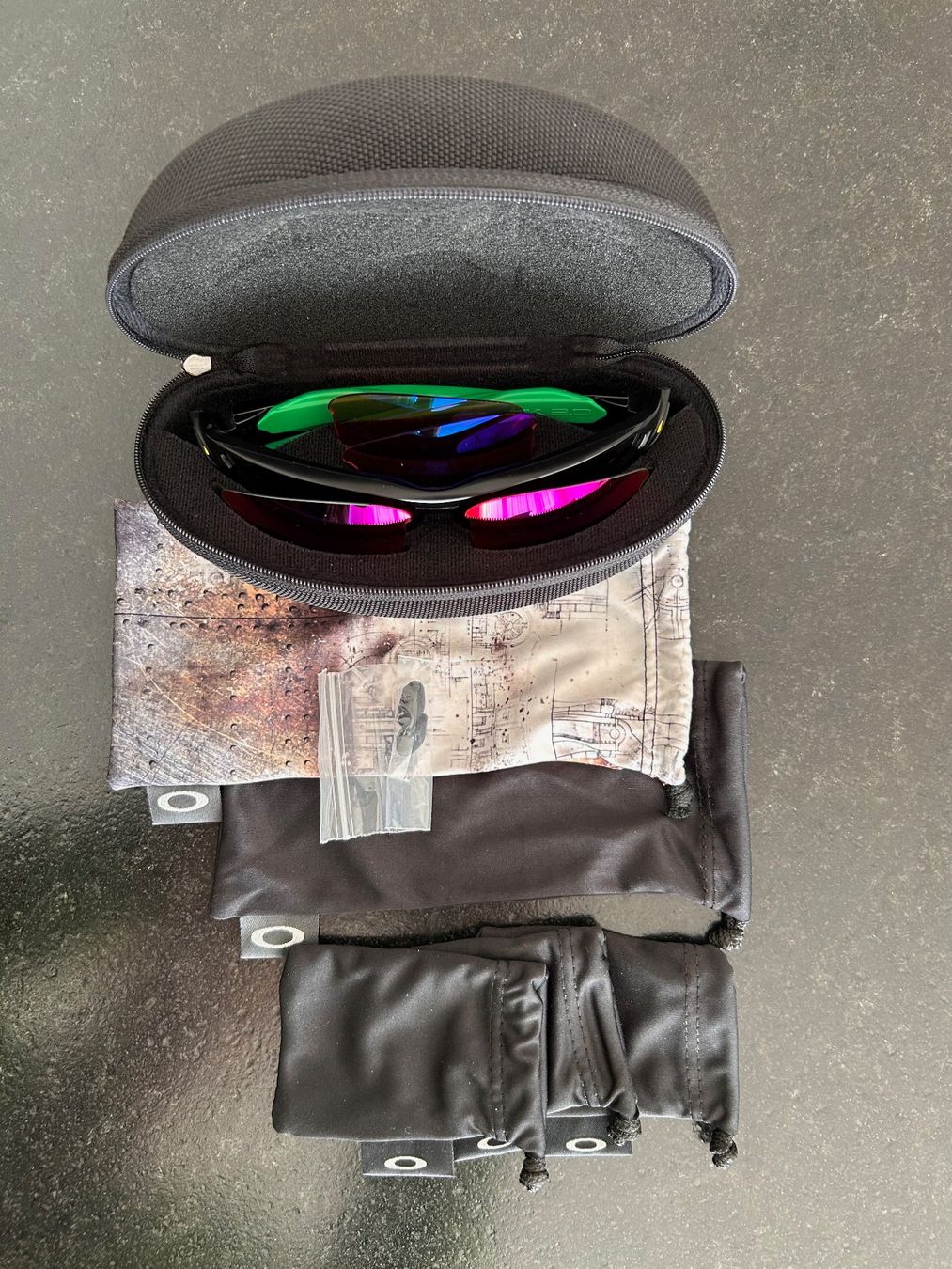 Oakley Occhiali & Lenti: Oakley Flak 2.0 + verres de rechange – Usato da Bitsch venduto da baikal