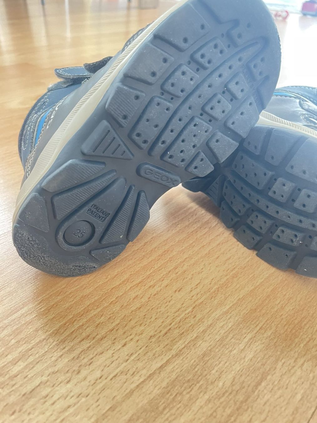 Geox Scarpe per ragazzi: Winterschuhe Kinder gr.25 – Usato da Buchs SG venduto da VitaliiKu 2