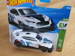 Hot Wheels 2026 G-Case   FORD MUSTANG MACH-E 1400