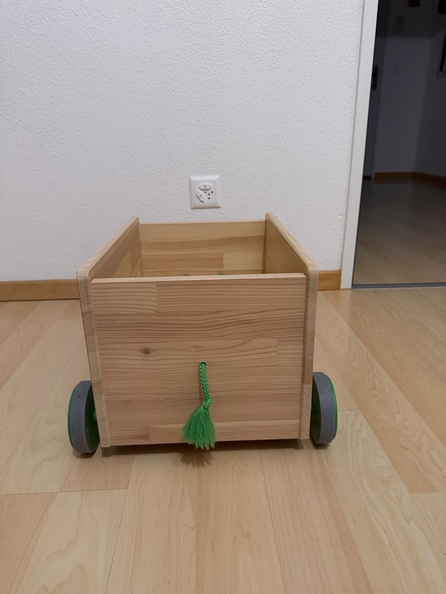 Ikea Giocattoli: Ikea Flisat Spielzeugwagen – Usato da Rotkreuz venduto da luxurybe 2