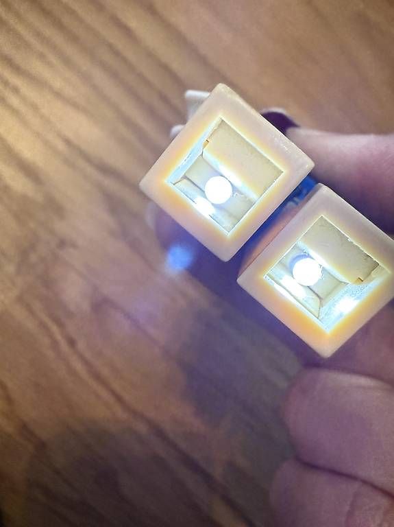 Kit di costruzioni: Lego anhänger  – Usato da Basel venduto da momo.st 2