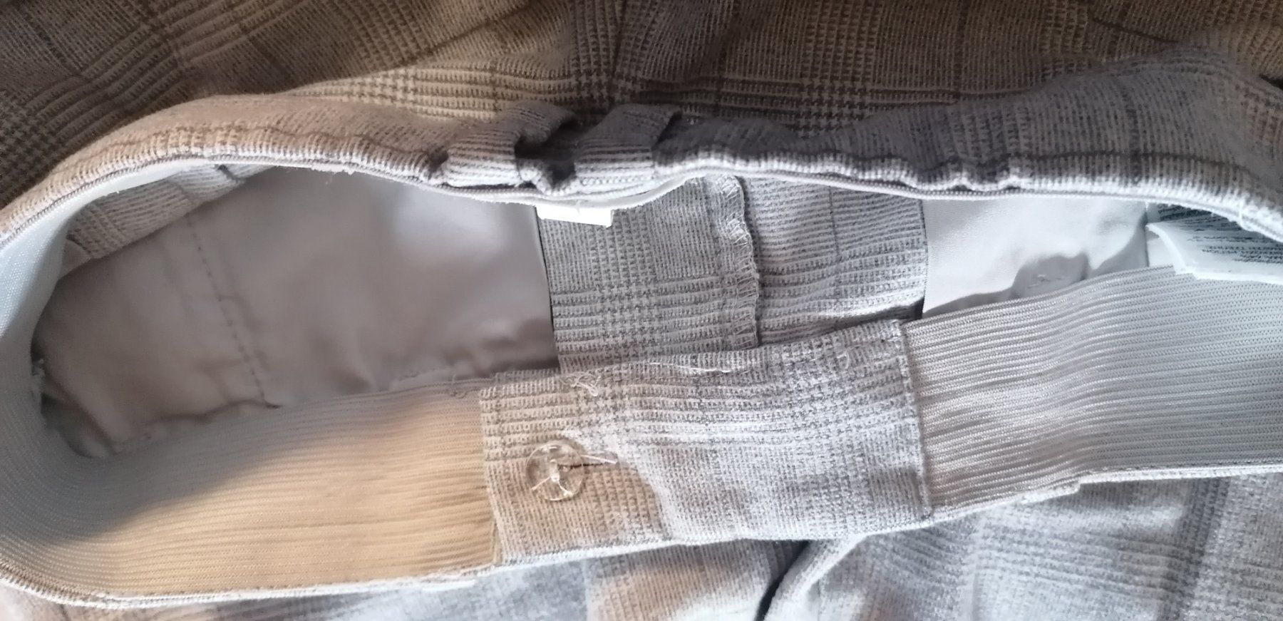 Hosen: Pantalon, pantalon à carreaux, bas – Gebraucht aus Montcherand von petiteoune75 7