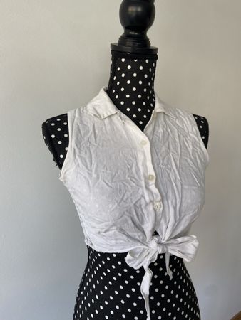 Vintage Leinen Top – Grösse 34 – Knoten-Detail – Sommer Must