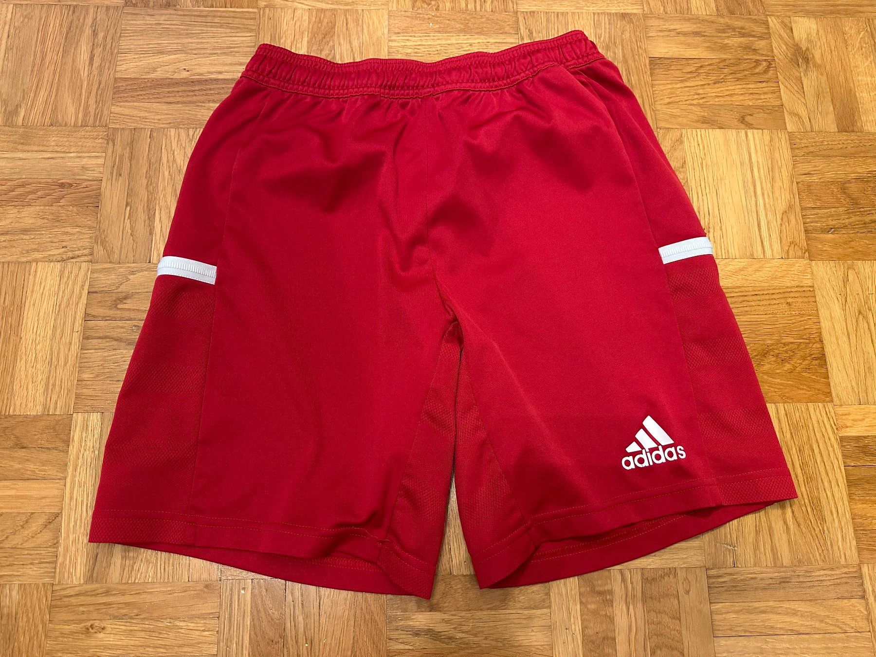 Adidas Hosen: Adidas ClimaCool Shorts Rot Gr. 164 – Gebraucht aus Winterthur von nelead
