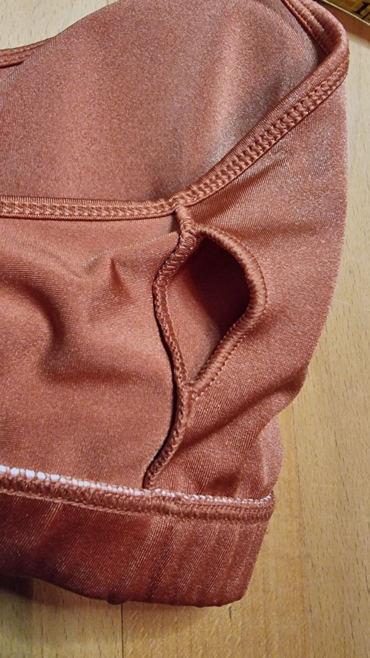 Tops: 🌺BH Größe S 🌺 – Gebraucht aus Wald ZH von CapLux 4