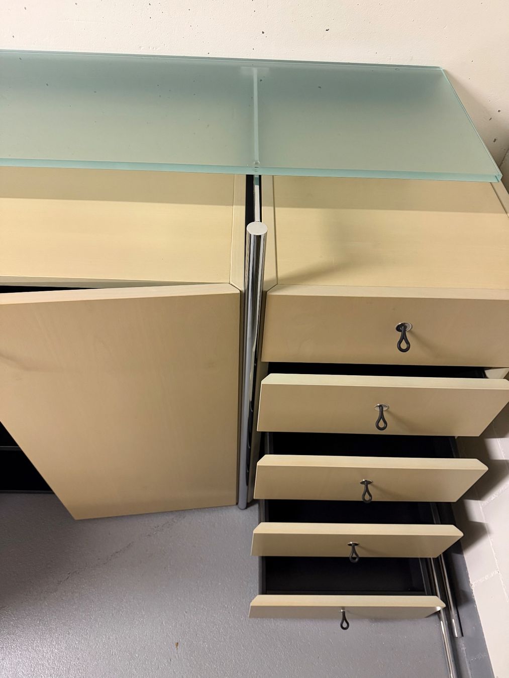 Team By Wellis Cassettiere: Sideboard Team by Wellis – Usato da Baar venduto da Selly_pete 2