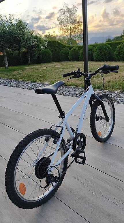Biciclette: Vélo enfant 20"Décathlon  Comme neuf – Usato da Montpreveyres venduto da asi0411 2