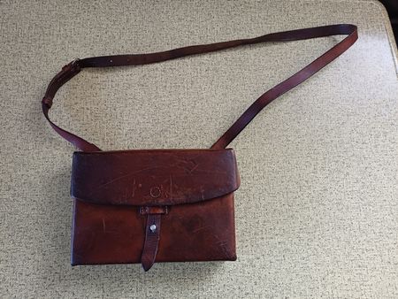 Vintage Ledertasche Kartentasche Schweizer Armee 66!