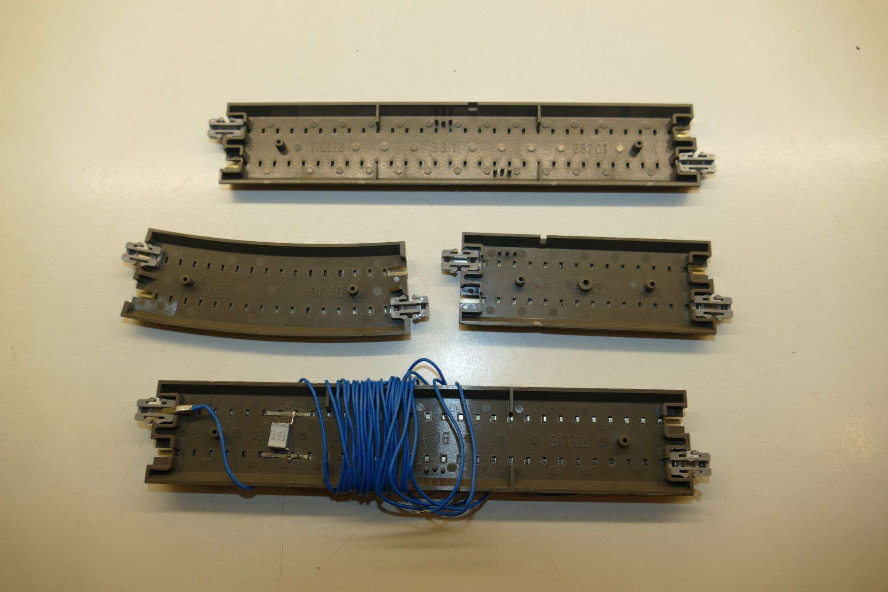 Tillig Modellini di ferrovie: Tillig H0m: 4xGleise – Usato da Niederhasli venduto da rail-duerst 1