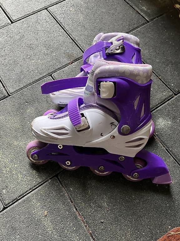 Inline-Skating & Rollschuhe: Roller – Gebraucht aus St-Imier von voitz
