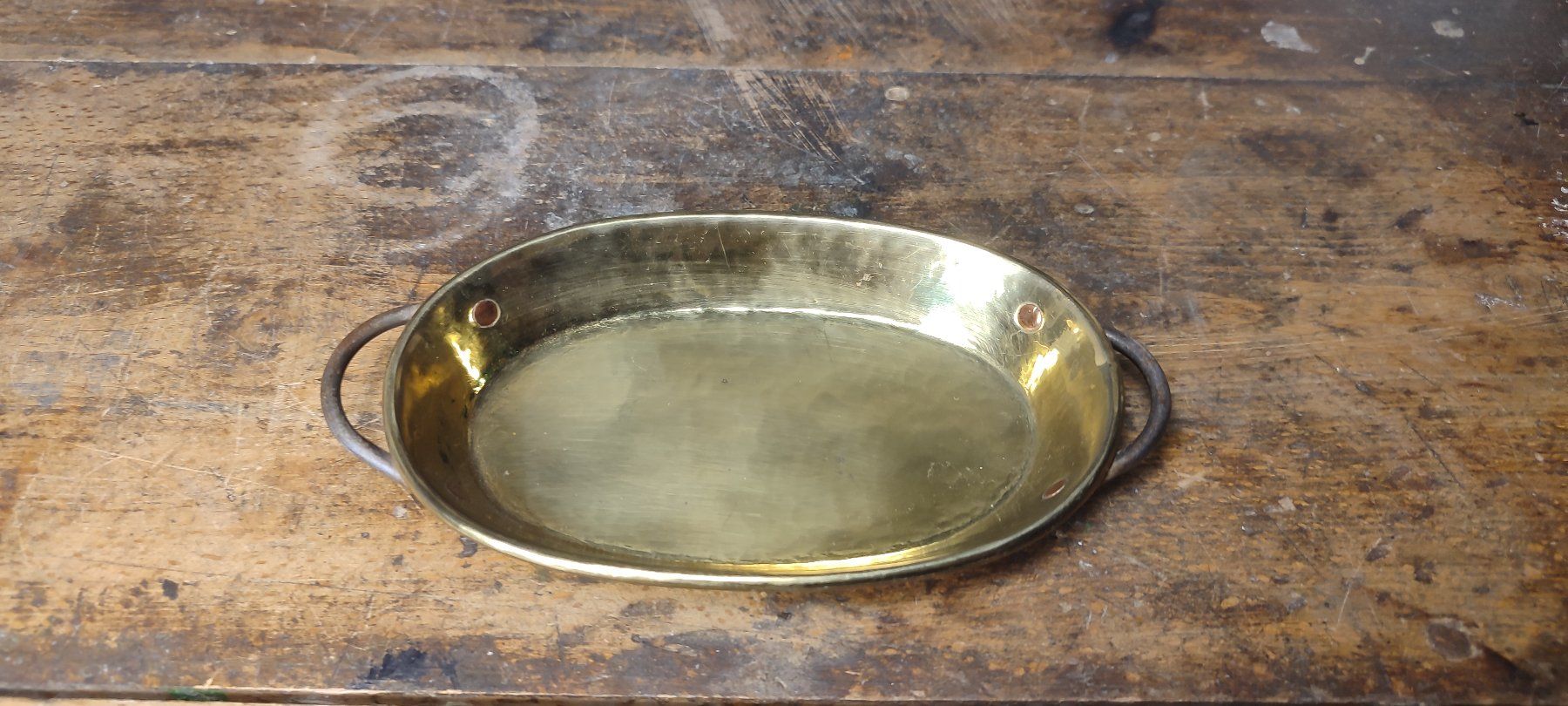 Assiettes: Wunderschöner alter kleiner Teller in Gold Farbe – D'occasion à Gelterkinden par MYSTOREFORYOU4460 1