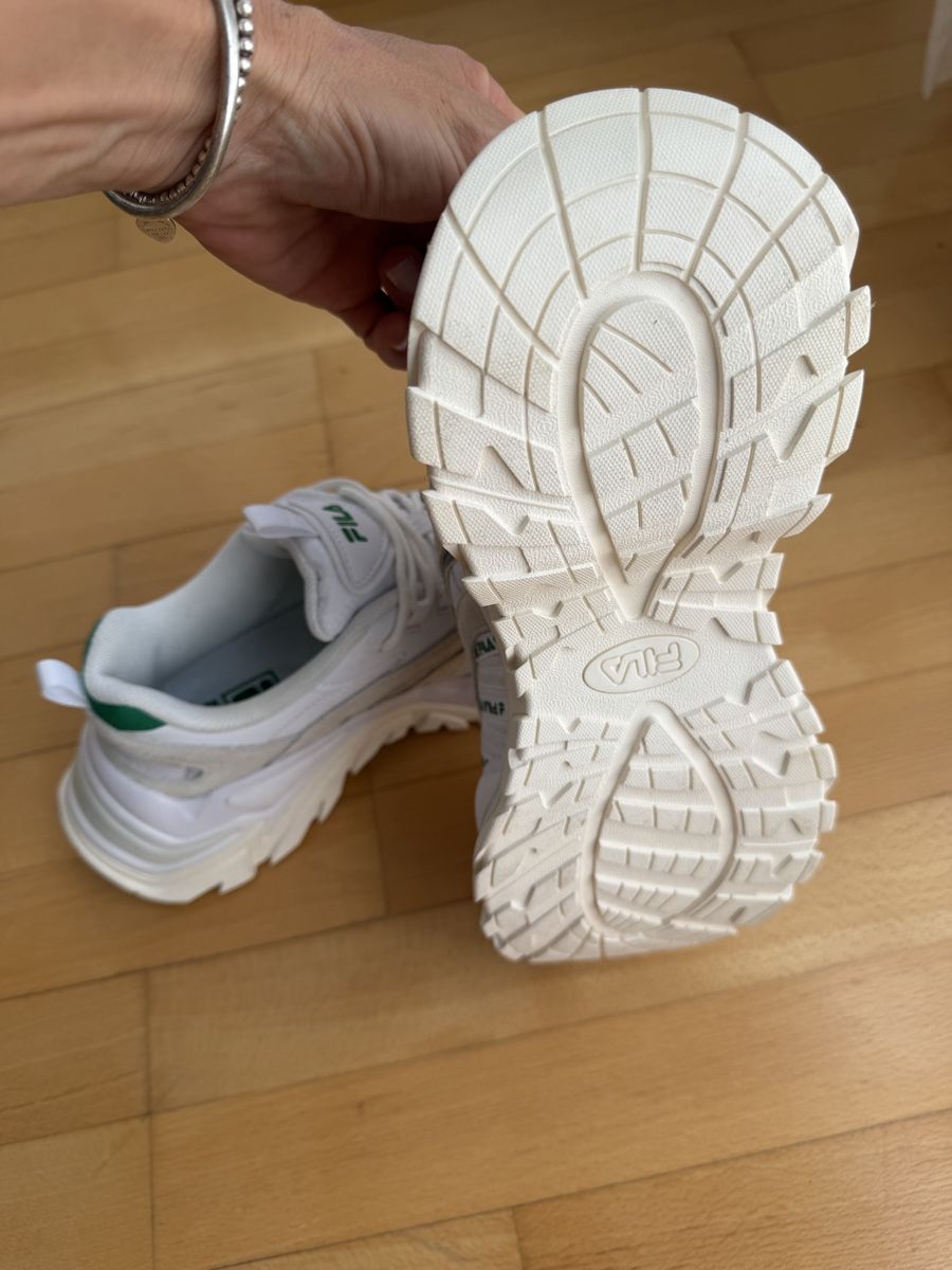 Scarpe da uomo: Fila Sneakers white size 40 excellent condition – Nuovo (secondo la descrizione) da Steinhausen venduto da mar_8y57 5