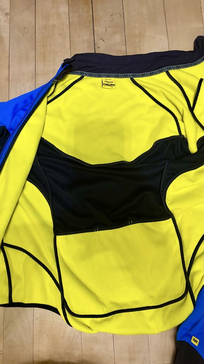 Mavic Vestes: Velo Softshell-Jacke Mavic blau Grösse M – D'occasion à Winterthur par ju-roots 2