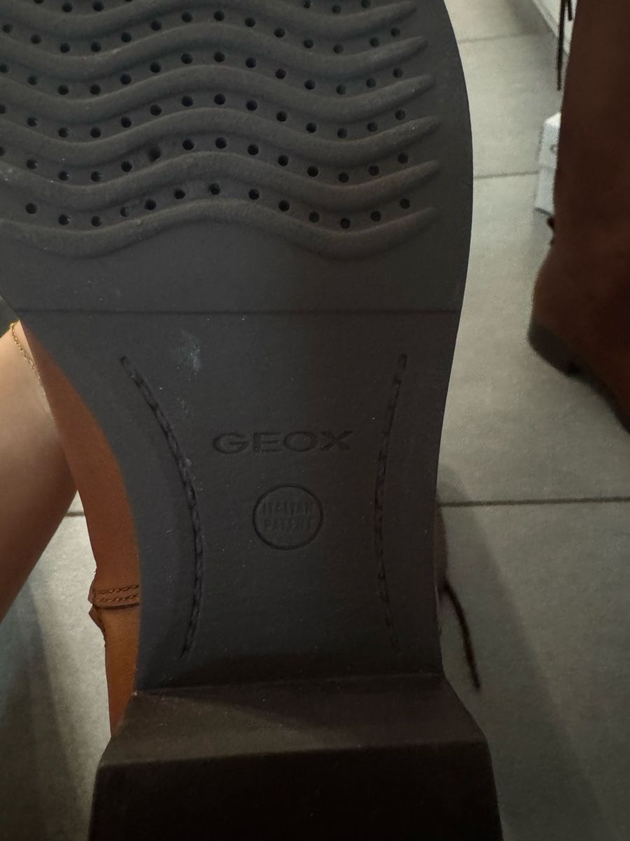 Geox Scarpe da donna: Bottes en cuir marron Geox – Nuovo e nell'imballaggio originale da Rue venduto da dia_p7xh 2