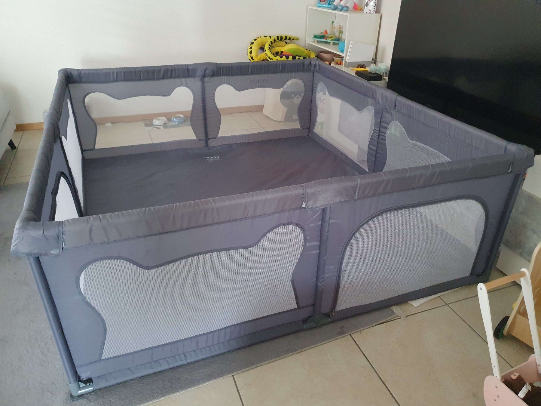 Box & Barriere di sicurezza: Grand parc en métal – Usato da Fribourg venduto da thu_g8xg 1