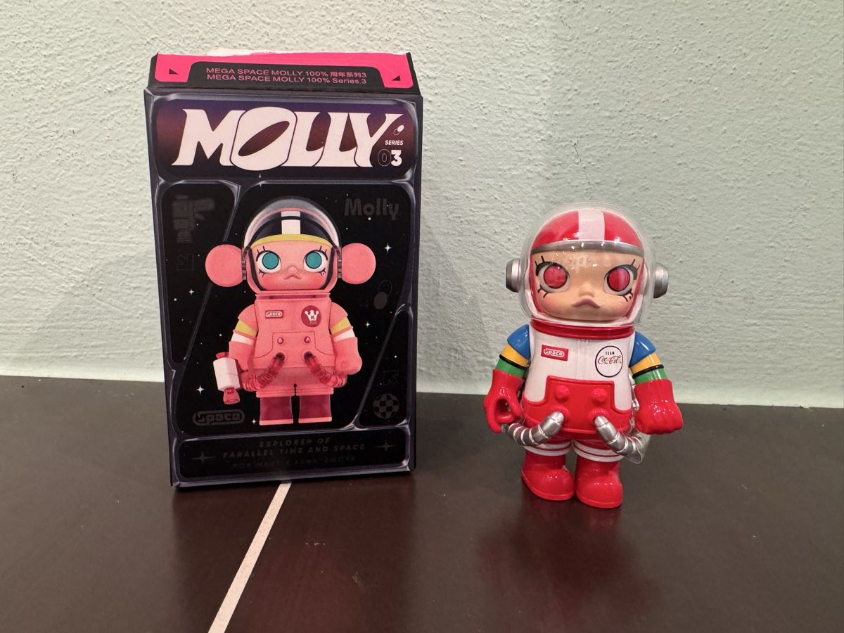Pop Mart Figuren: Space Molly Serie 3- Secret Coca Cola – Gebraucht aus Gümligen von JCJewell 6