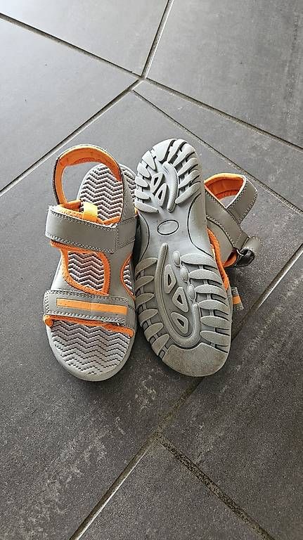 Scarpe per ragazzi: Sandales Trapeur T 35 – Usato da Ste-Croix venduto da tougaz