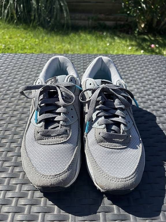 Nike Damenschuhe: Nike Air Max 90 Wolf 38.5 – Gebraucht aus Perroy von barballalla 2