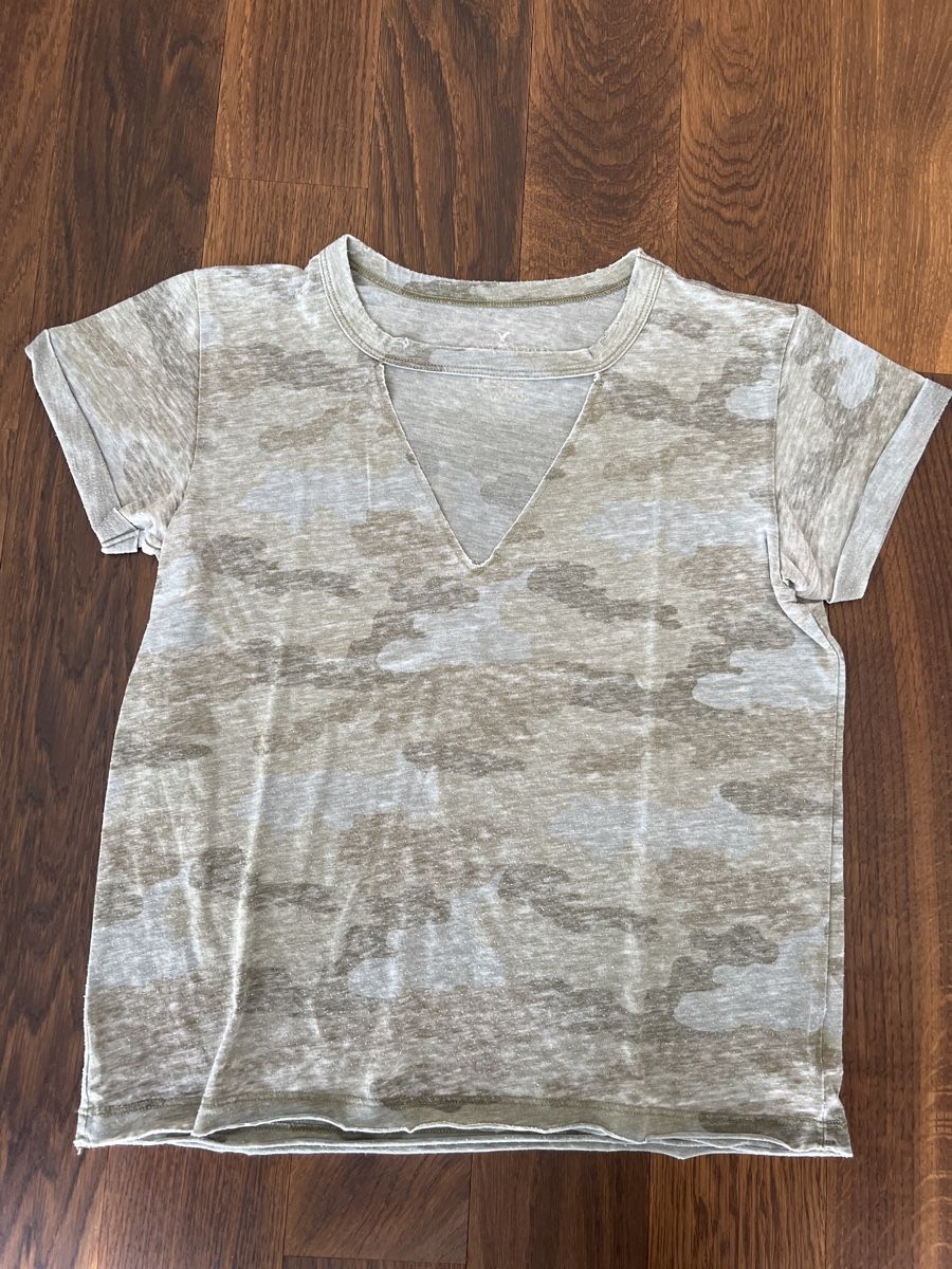 American Eagle Camicette, T-shirt & Top: T-Shirt Gr. XS – Usato da HORGEN venduto da vladibarca10