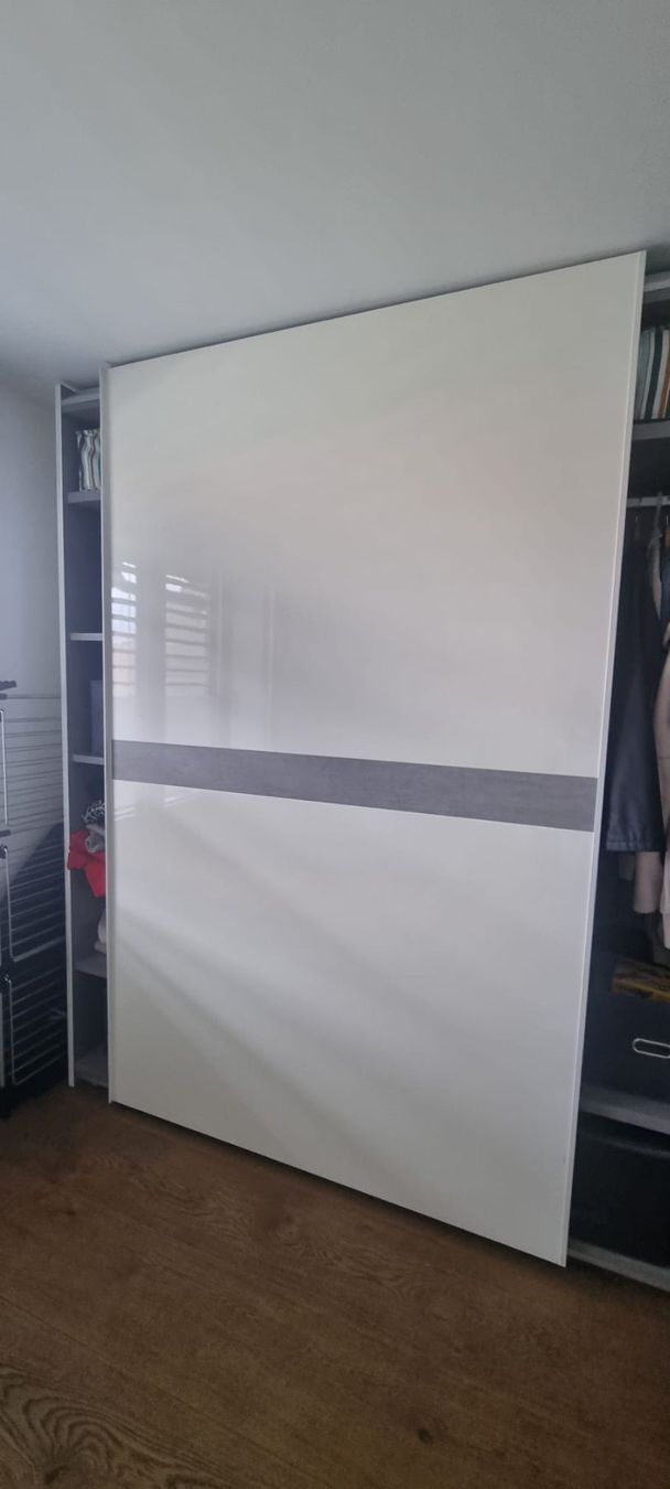 Armadi: Kleiderschrank Mobili Angelo – Usato da Urtenen-Schönbühl venduto da rosa004