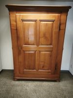 Alter Bauern Schrank Holz massiv 133x183x50cm