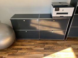 USM Haller Sideboard / Lowboard 4 Klappen – Grau – Original