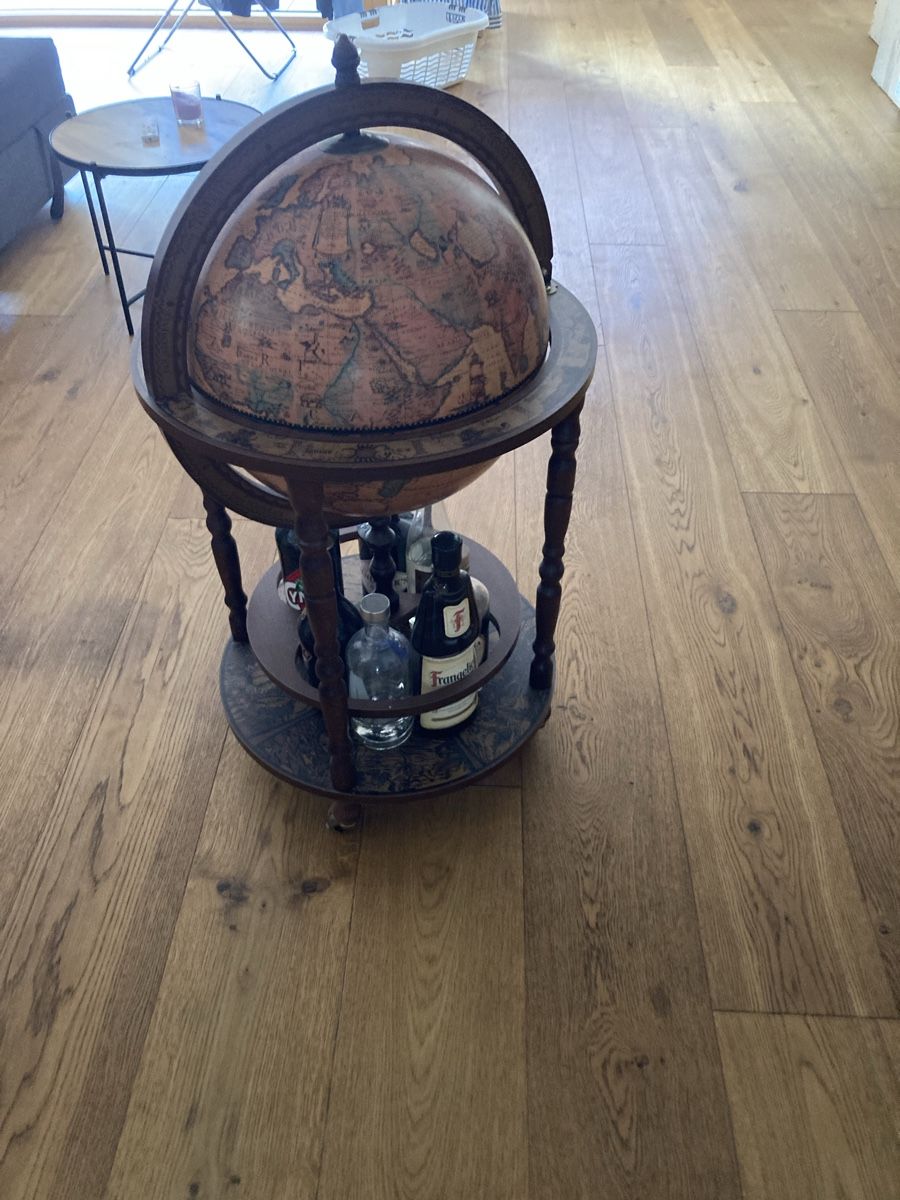 Autres décorations & accessoires: Globus Bar – D'occasion à Brig par thie03 1