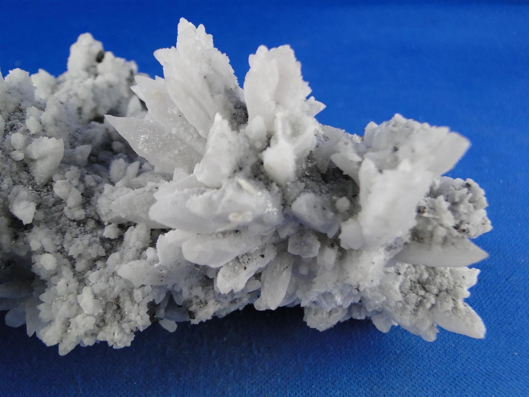 Mineralien & Heilsteine: Bergkristall mit Dolomit – Gebraucht aus Schinznach Bad von Demerald 8