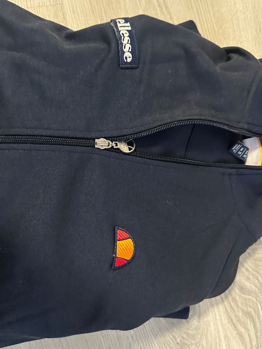 Ellesse Giacche: Ellesse Trainingsjacke, Gr. S, neuwertig – Usato da Zürich venduto da kri_hy6t 3