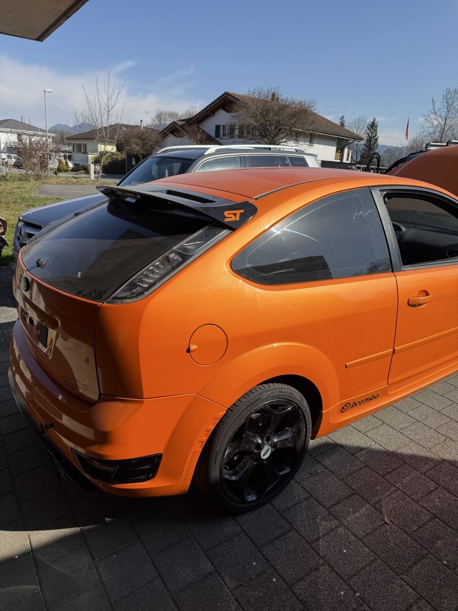 Ford Automobili: Ford focus ST mk2 – Difettoso da Marbach SG venduto da Fordfocusst2002 3