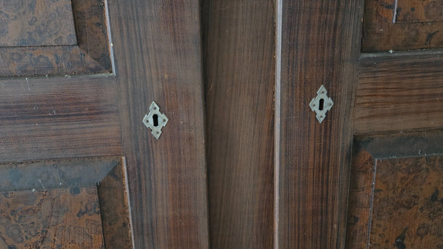 Schränke: Schrank – Gebraucht aus Biberist von pfuerholz 1