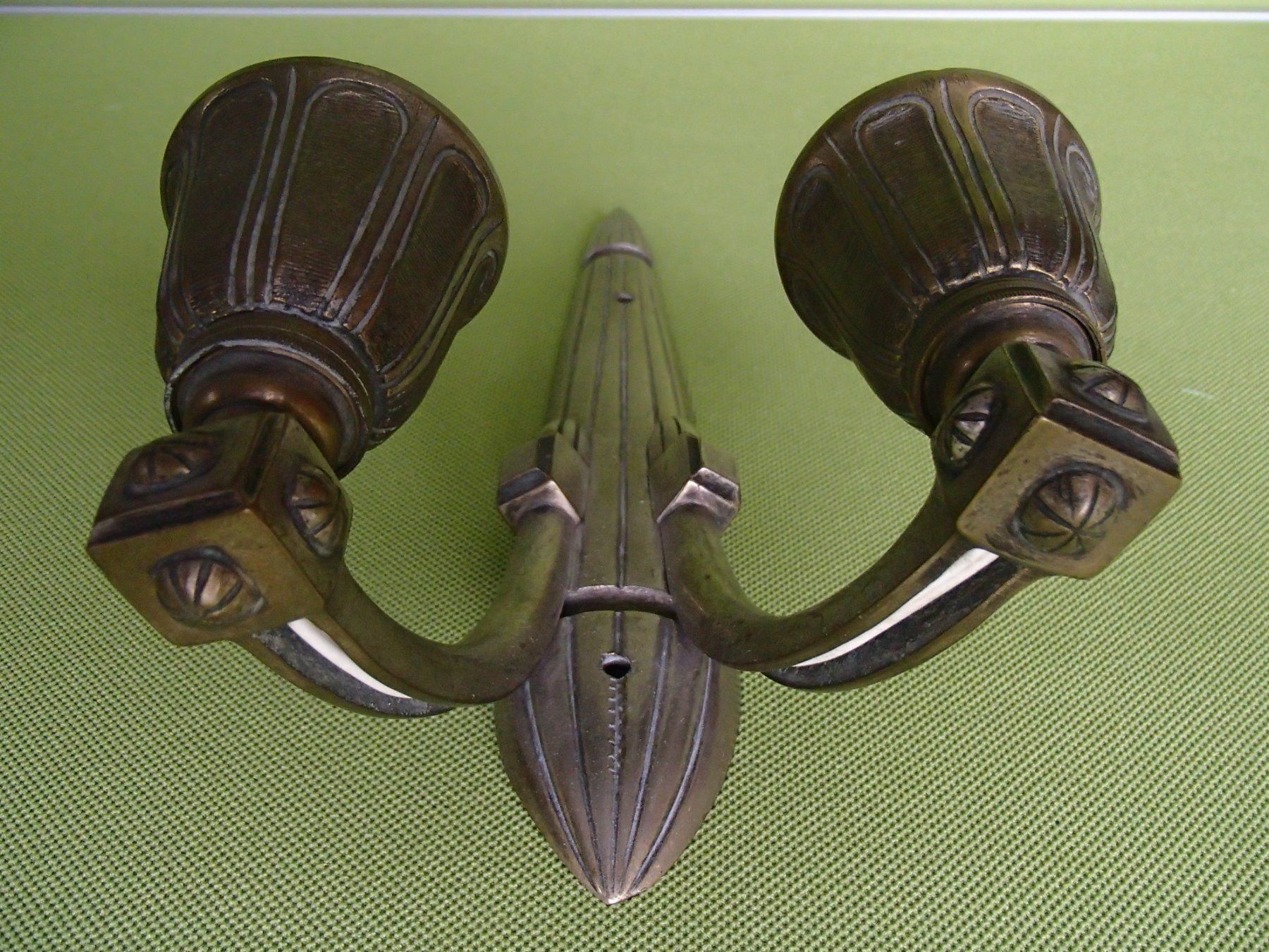 Lampes: vernickelte Art Deco Bronze Wandlampe – D'occasion à Schöfflisdorf par pullux 1