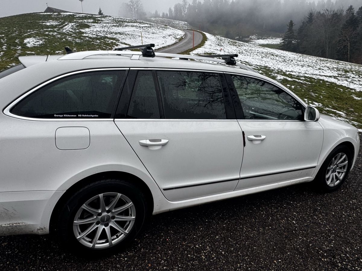 Skoda Automobili: Skoda Superb C 2. OD 4x4 – Usato da Huttwil venduto da BurkhalterMalerei 1