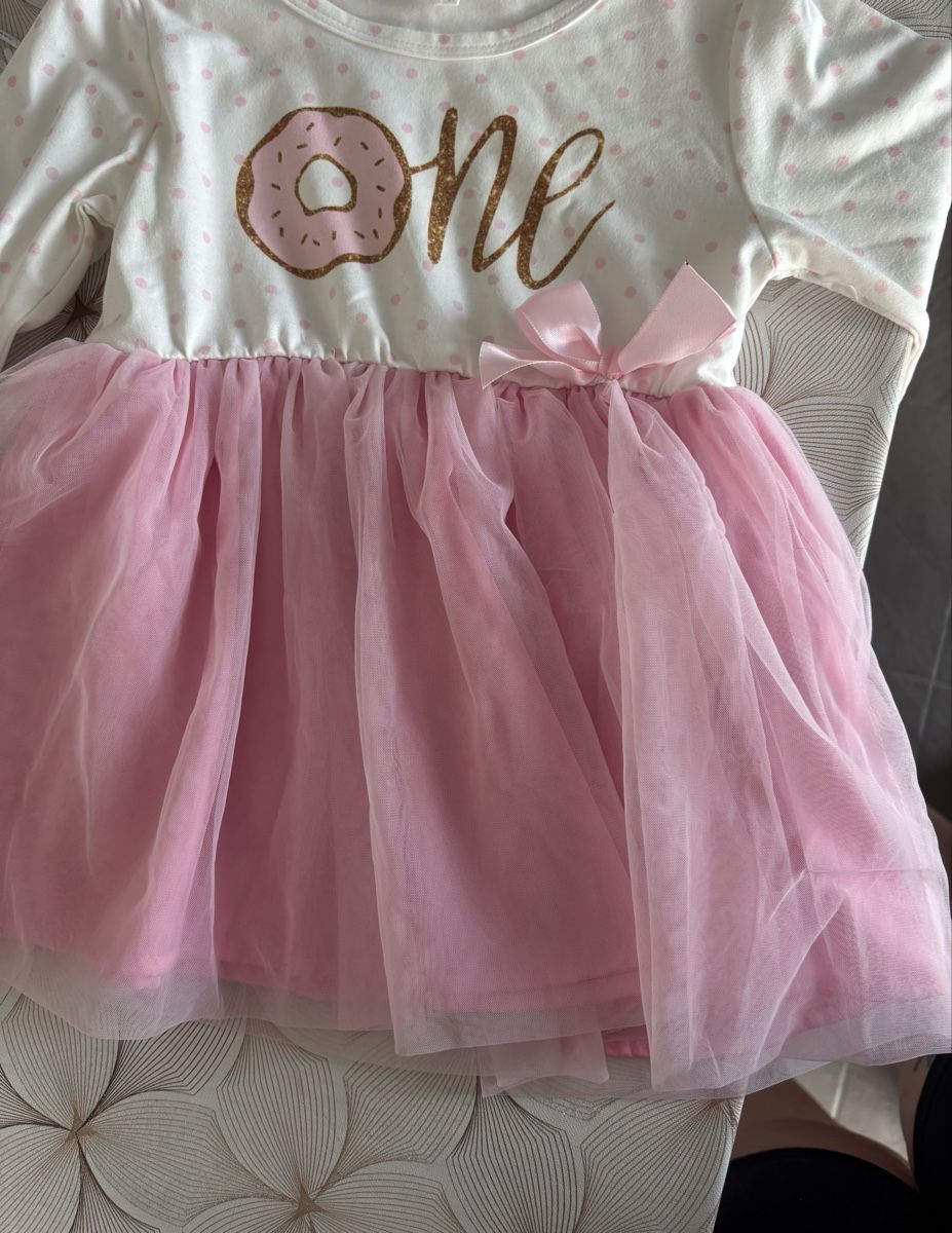 Robes et jupes: Robe bébé fille rose tutu donut "one"  – Neuf (Voir description) à Monthey par mon_sgm8