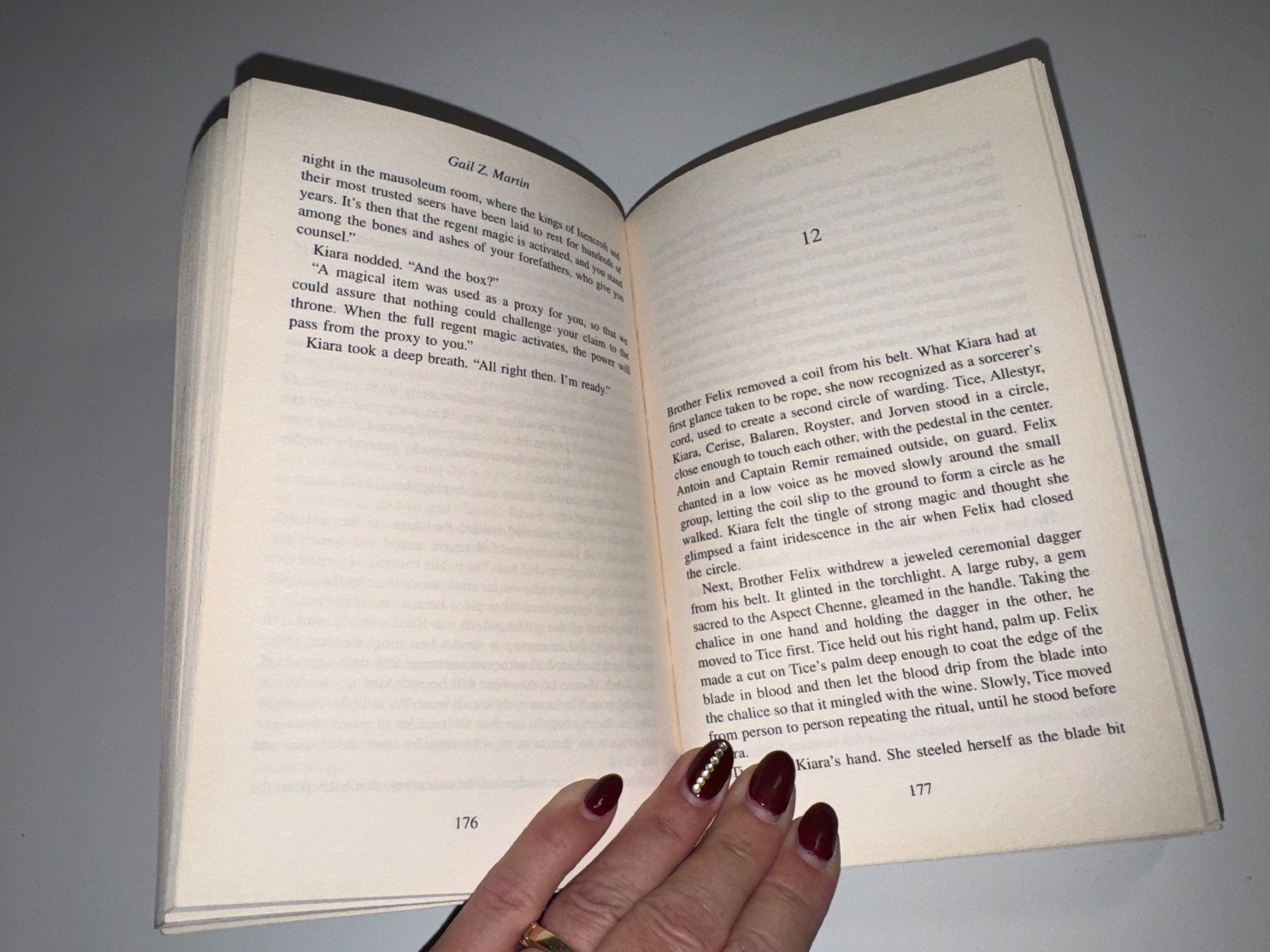 Libri: NOVEL: Gail Z. Martin, The dread – Usato da Grosswangen venduto da English_books 5