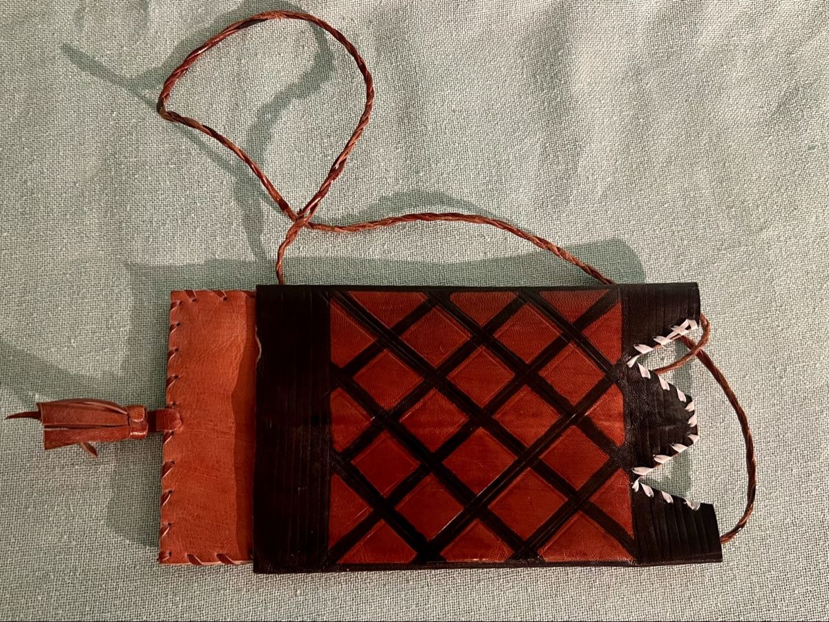 Brieftaschen: Porte-monnaie pochette cuir teinté artisanat touareg – Neu (gemäss Beschreibung) aus Genève von DELIRBEADS
