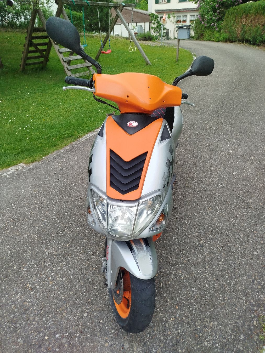 Kymco Scooter: Kymco Super 9 Roller, Motorrad – Usato da Steg im Tösstal venduto da KiwiGrafikMaurer 7