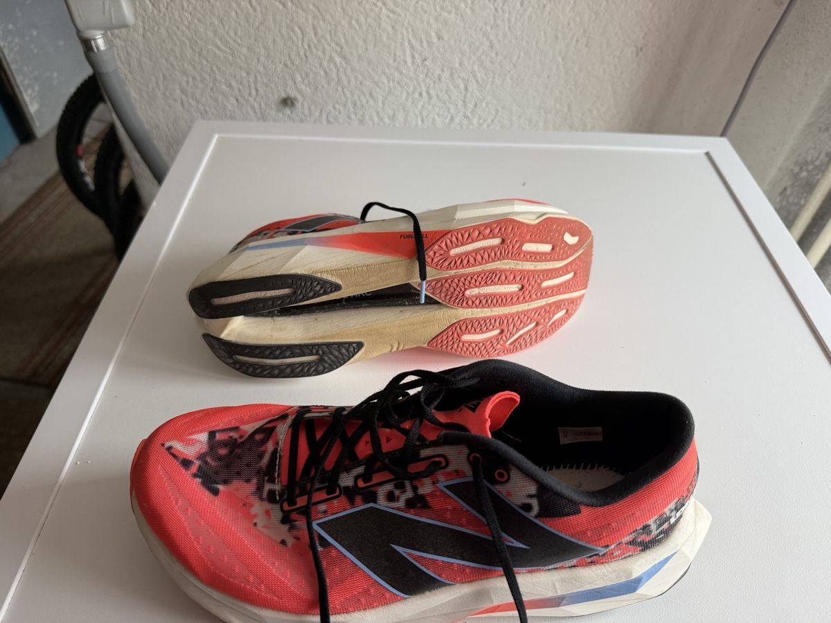 Chaussures hommes: New balance Supercomp elite V4  – D'occasion à Näfels par ernielove 3